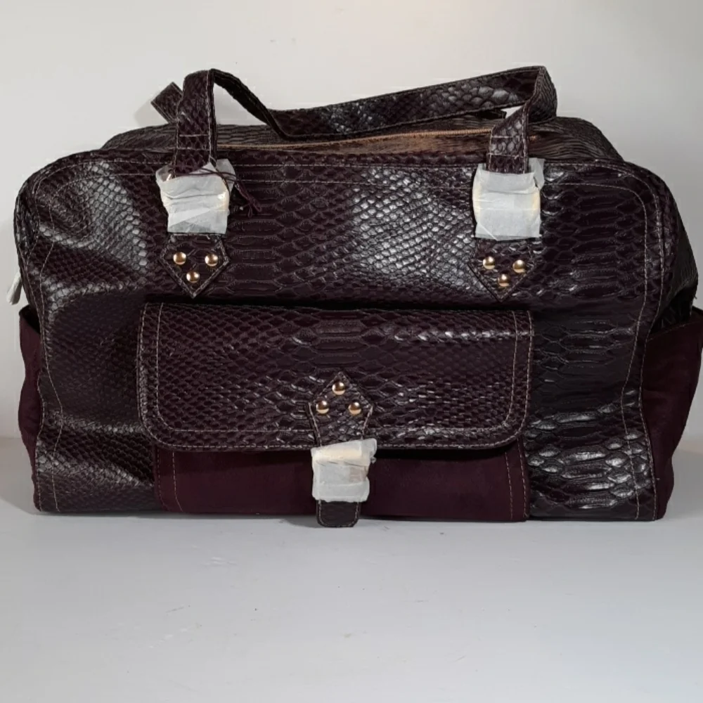 New Elizabeth Arden purple tote bag